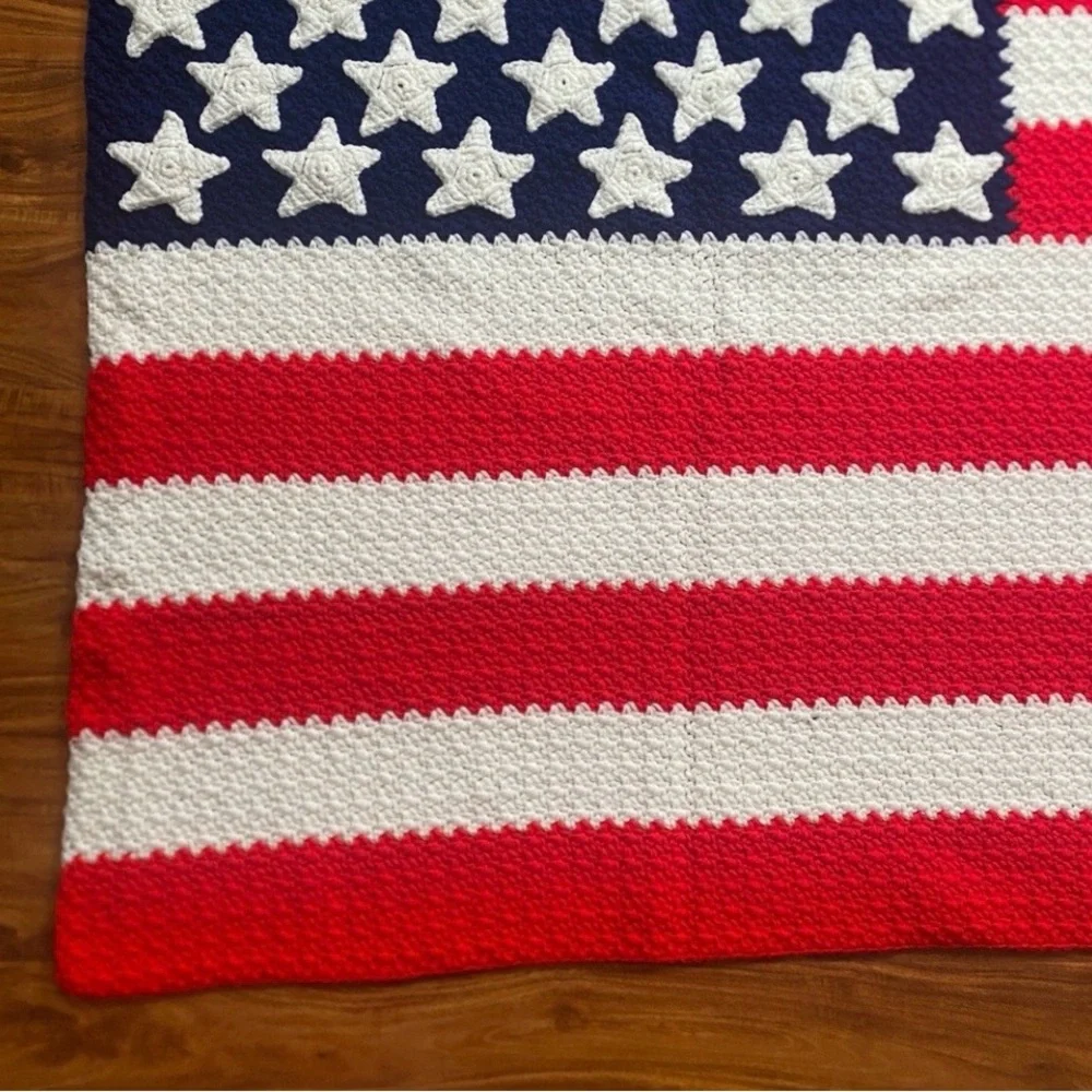 Vintage Handmade Red White Blue Yarn American Flag Crochet Afghan 69